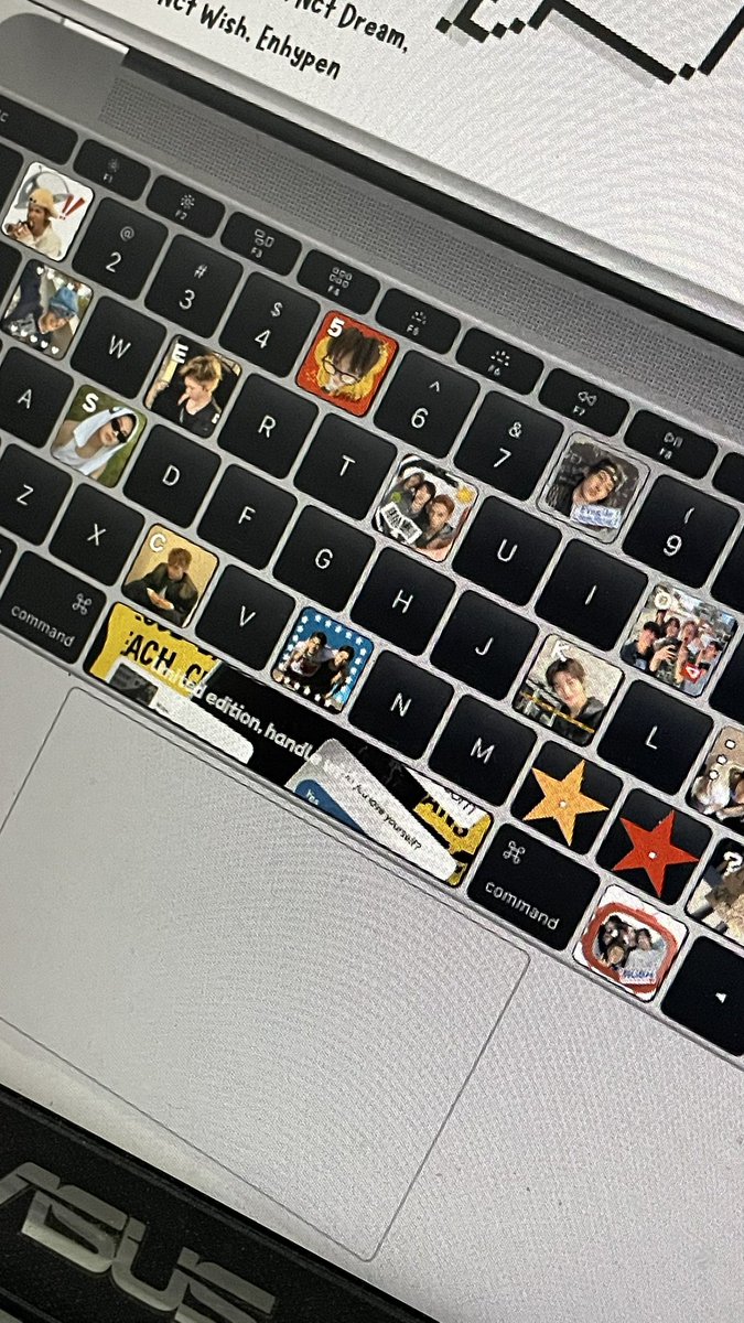 SpOileErrrr🤫👾

Untuk awalan aku avail 5 grup dlu yaaa (nct127,dream,wish, enhypen sama cortis) :D