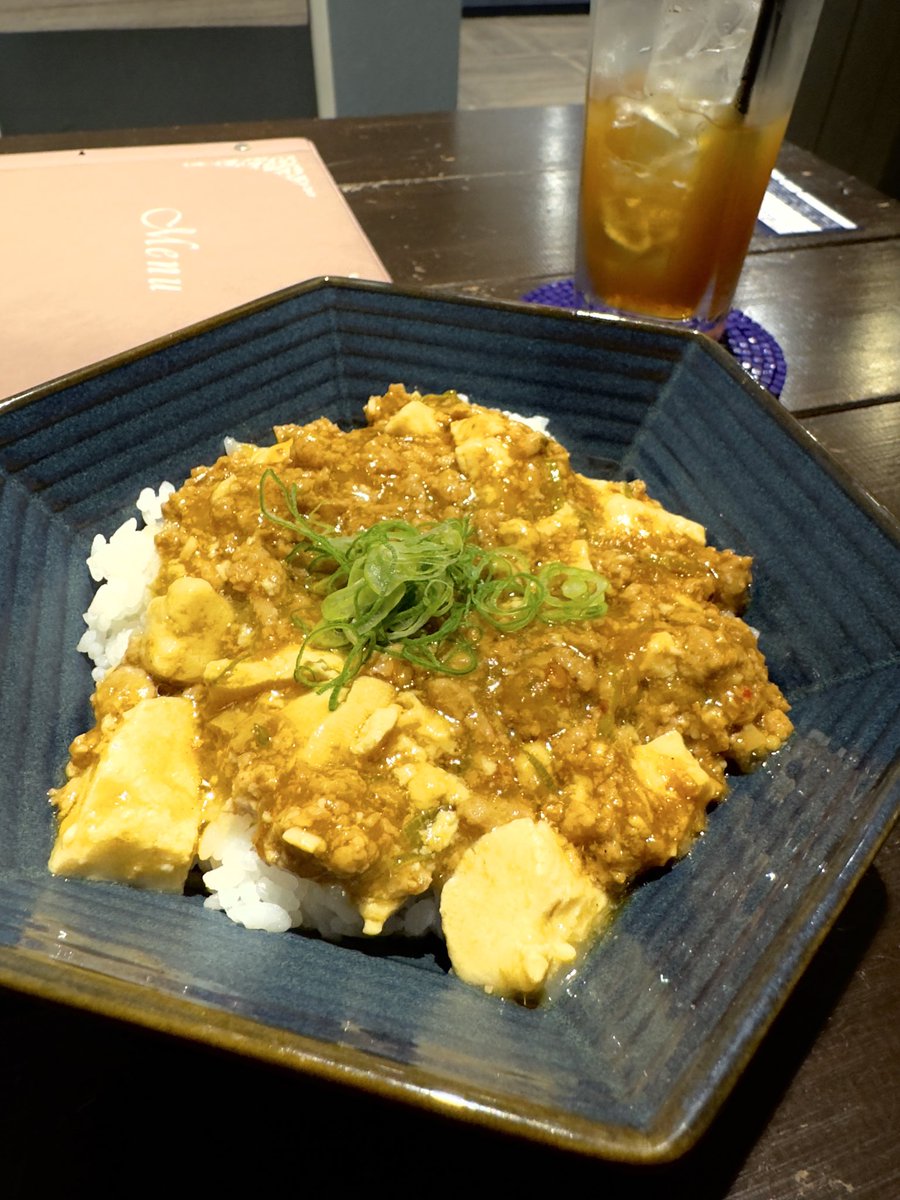 piddling_worker's tweet image. 麻婆豆腐ですよ😋

#ブルペコ