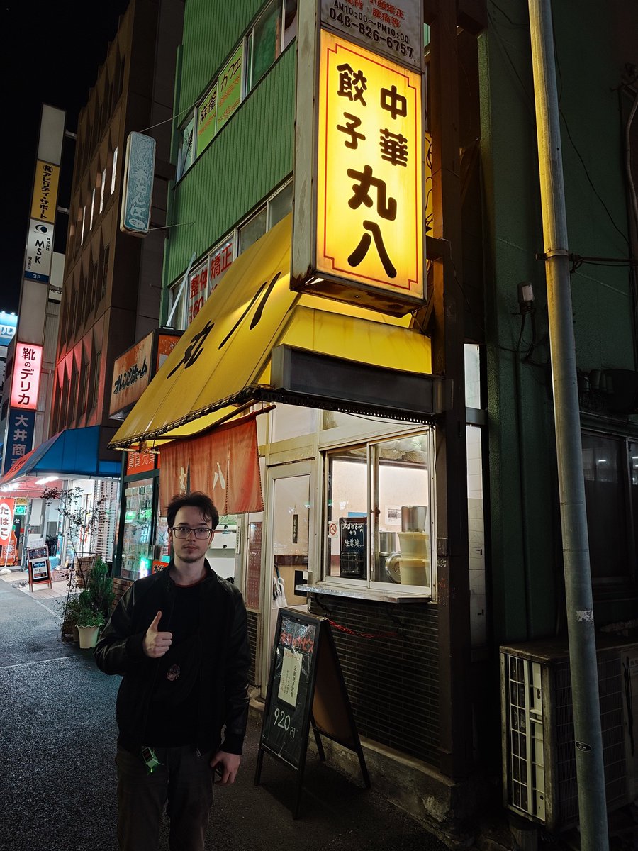 Bagelを丸八に連れてった。サービスセットの生姜焼き定食をうまいうまいと食っていた。「ビッグワン勢が通う丸八に行ったから、これでBagelもビッグワン勢だな」と言ったら、「Big one Bagel！BB！」と話していたw