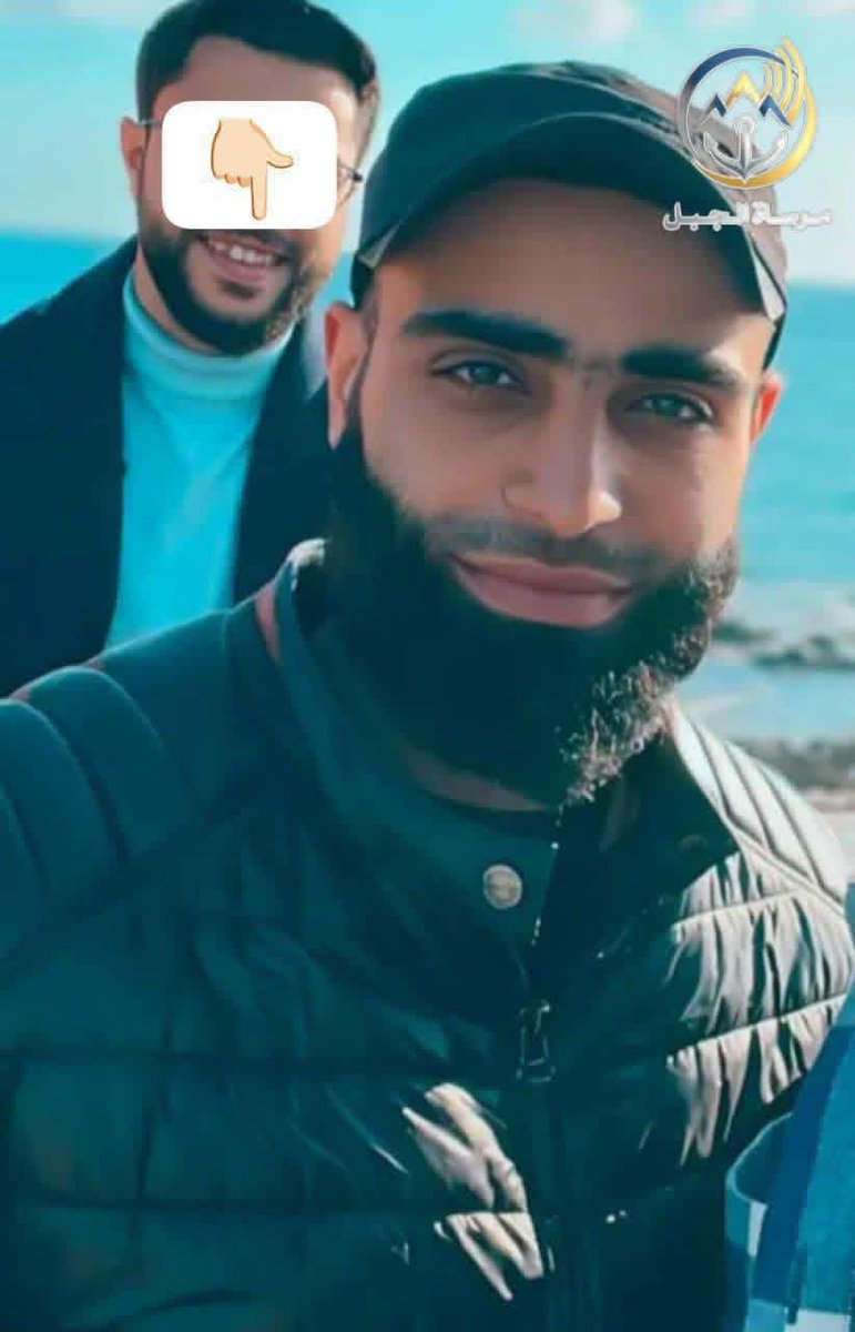 Jimsyrcoast's tweet image. #syria 🔴 The individual known as Abu Yasser Jablawi is the one who opened fire on the peaceful protesters at the Al-‘Imara roundabout in the city of #Jableh.
@IntlCrimCourt @reuters @dw_arabic
@KremlinRussia_E  @EdyCohen  @WhiteHouse  @hrw