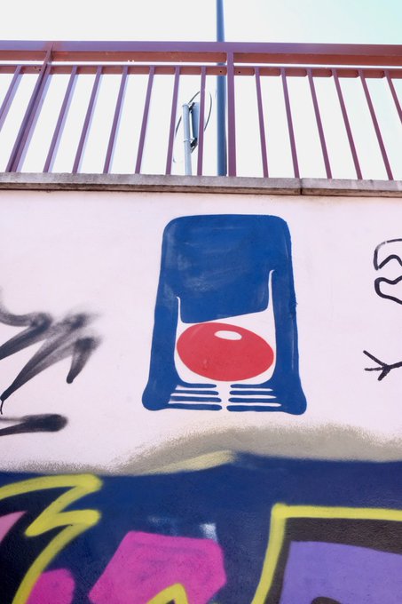 portalegio's tweet photo. #StreetArtFirenze! Il sottopasso delle Cure, nel #Quartiere2, è uno dei tanti spazi liberi a disposizione di #writer e #streetartist nel @comunefi.
➡️Tutti gli spazi dedicati alla #StreetArt sono consultabili su #GoogleMaps: https://t.co/XvRp6afEpK https://t.co/vYFFQ3UhxT
