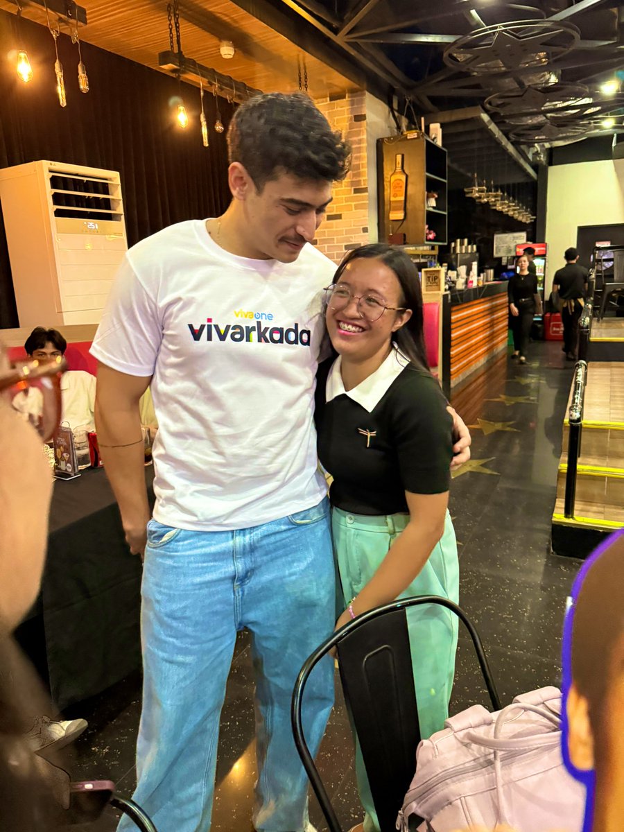 chasingMoon_Sun's tweet photo. Ikaw tlaga ang favorite dawter @yhs_22 since day one! Walang makakaagaw ng trono mo, alam ni Dad yan! Haha.
How to be you po??
PROJECT LOKI WHEN
#NovemberTurnedToDecember
#MarcoGalloAsLUTHOR https://t.co/oMt8dJkena