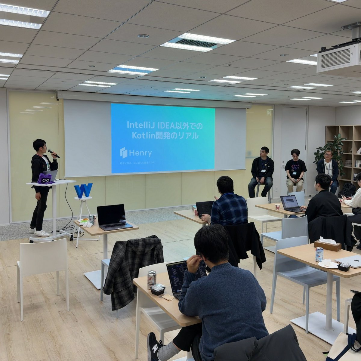 odashoDotCom's tweet image. 大変生々しいKotlin開発の話が聞けそうな予感しかない(´Д` )ww #KotlinFest_SSK