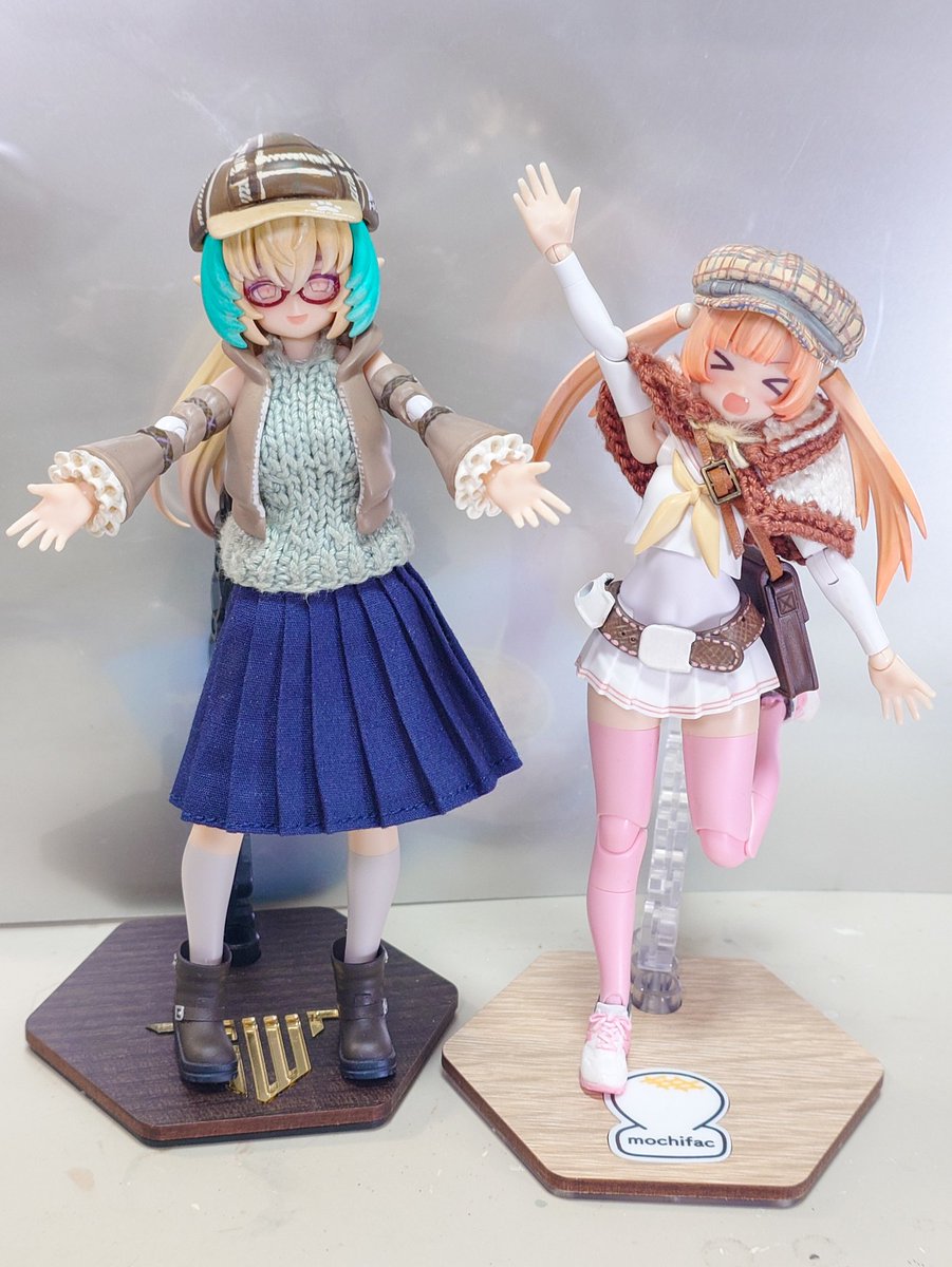 #いいえがおの日
笑って笑ってー！
(ぎこちなっ)(ペカーっ)