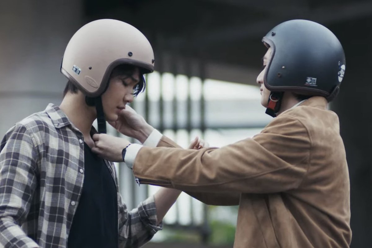 EuriThePolca's tweet image. DewTee Series in 2026!!!!

Dew Jirawat and Tee Teeradech will star in the series “Mr. Kill”.

Fans have been wishing for a DewTee series, and it’s finally happening next year!
From the trailer, the series definitely gives off strong bromance vibes. 🤭

#GMMTV2026 #DewTee