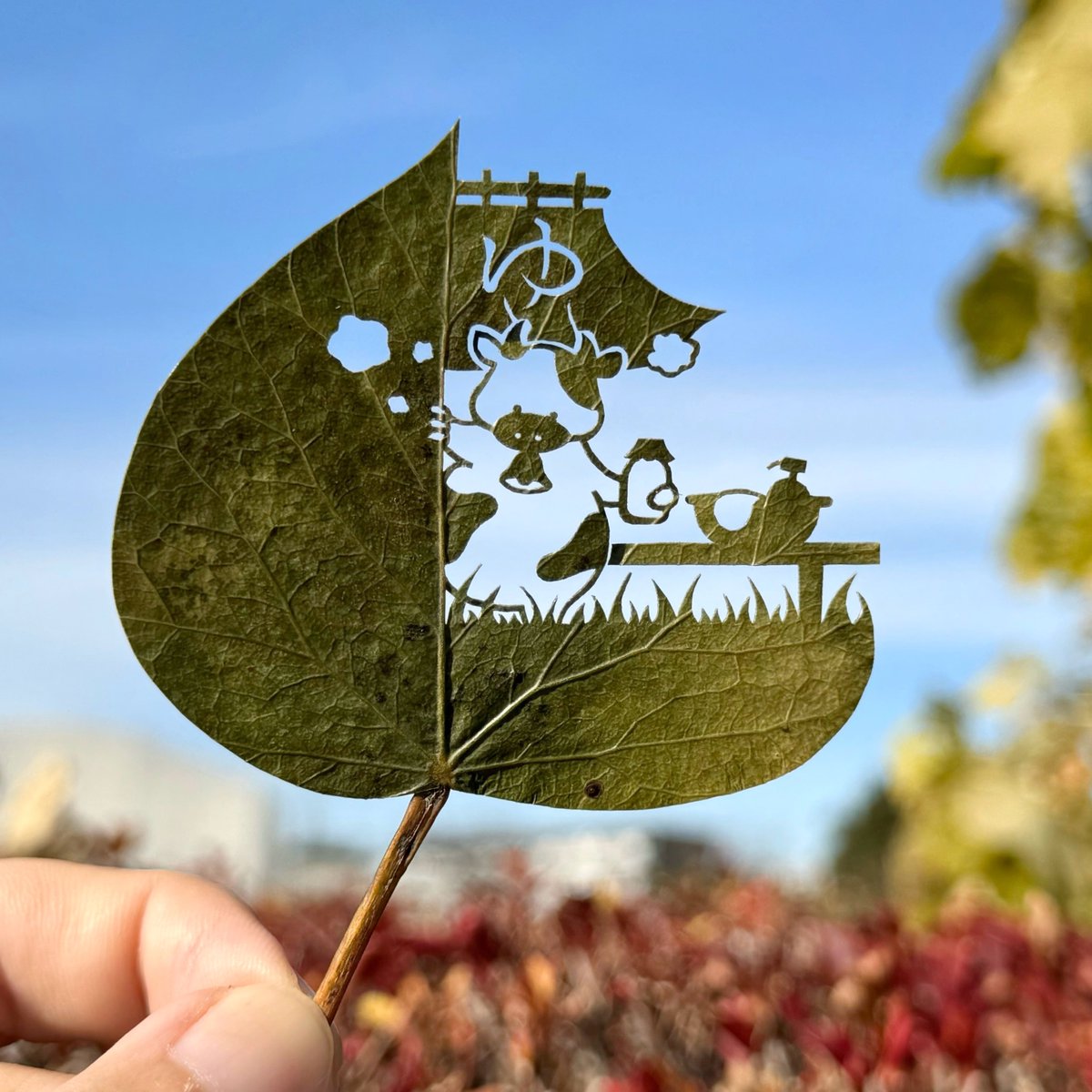 lito_leafart's tweet image. ｢風呂上がりにゃ冷てぇ牛乳が決まりだっぺよ｣

明日11月26日は…
#いい風呂の日