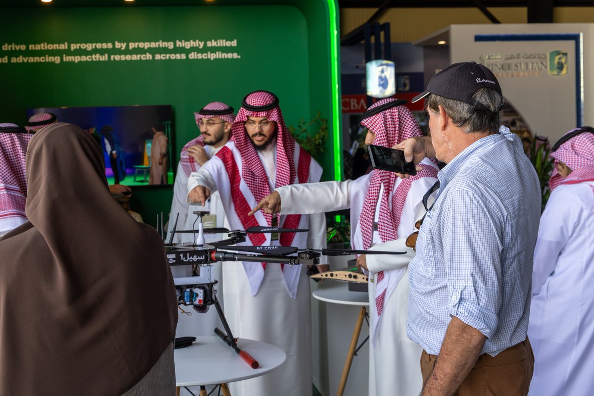 جامعة الملك عبدالعزيز tweet media