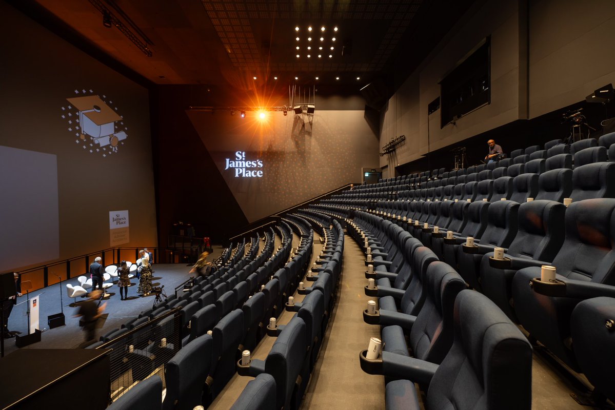 SCM_Events's tweet image. Big ideas deserve a BIG screen! Whatever you’re planning in 2026, make an impact in IMAX: The Ronson Theatre. With cutting-edge tech, a screen the size of four double decker buses and a space designed to impress, your event will be larger than life: 
venuehire@sciencemuseum.ac.uk