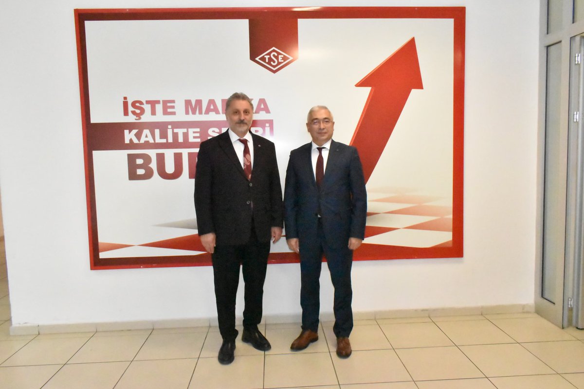 İl Müdürümüz Faruk Uysal, Türk Standartları Enstitüsü (TSE) Bursa Bölge Koordinatörü Mehmet Hüsrev’e ziyaret gerçekleştirdi. Kurumlar arası iş birliği alanları, yürütülen çalışmalar ve geleceğe yönelik ortak proje imkânları üzerine değerlendirmelerde bulunuldu.
<a href="/tcailesosyal/">T.C. Aile ve Sosyal Hizmetler Bakanlığı</a>
