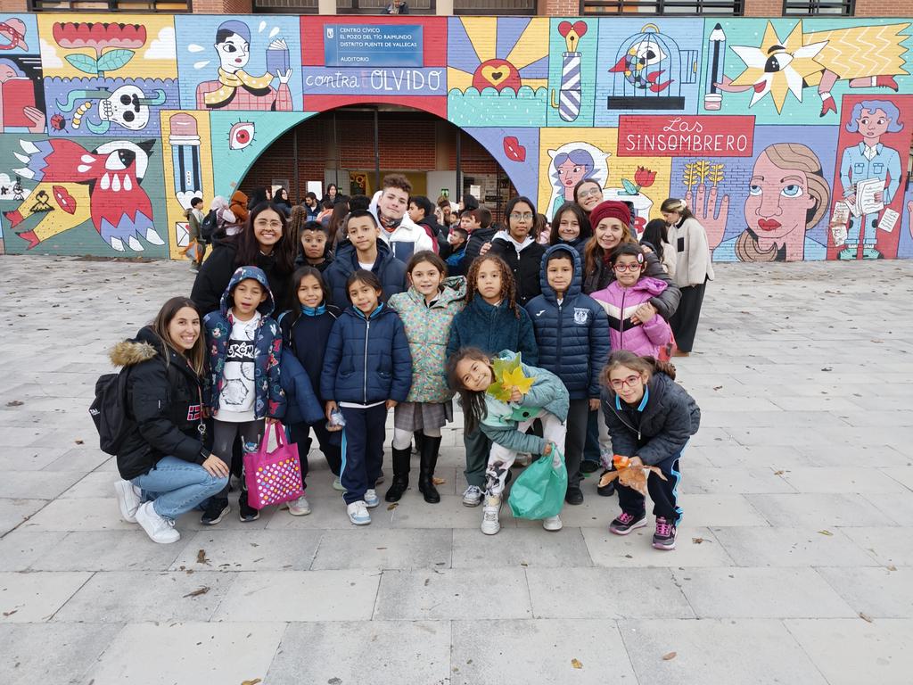 AsocPrimPrev's tweet photo. Día de los derechos de la infancia en el centro cultural del Pozo, gracias a La Coordinadora Infantil y Juvenil de Vallecas por hacerlo posible!!🎲😊
@FundlaCaixa 
#caixaproinfancia #infancia https://t.co/FBI25ybruF