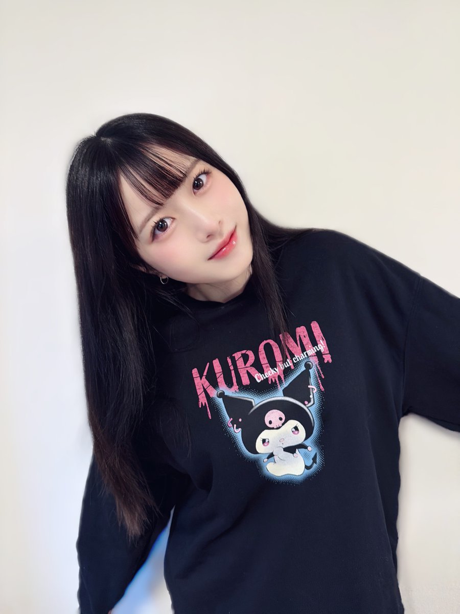 TsukishiroRina's tweet image. おはよう😈🖤⋆͛*͛
本日20時から生放送『#りなむんちゅーどく 』⚡️
久しぶりにいっぱい話そ〜.ᐟ.ᐟ
お便りも募集中です💌🧸