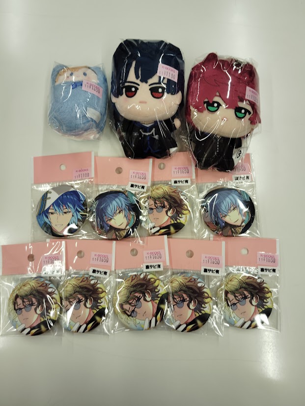 入荷情報】 「魔法使いの約束」缶バッジやぬいぐるみなど入荷！ #まほ