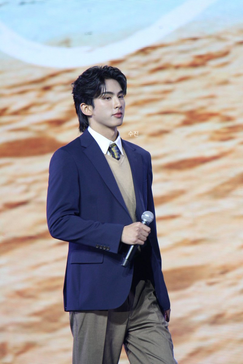 sib6dec's tweet image. ฮือออออ พี่เซิร์ฟคะ แต่งค่ะ

MAGIC VIBES MAXIMIZED X SJ
#GMMTV2026XSurfJava 
#swensurf @swensurf