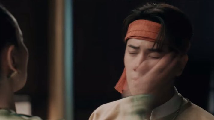 sabrixxvans's tweet image. he wasn’t a monster, but they turned him into one.

#GMMTV2026 #mynameisnanon #ScarletHeartTH