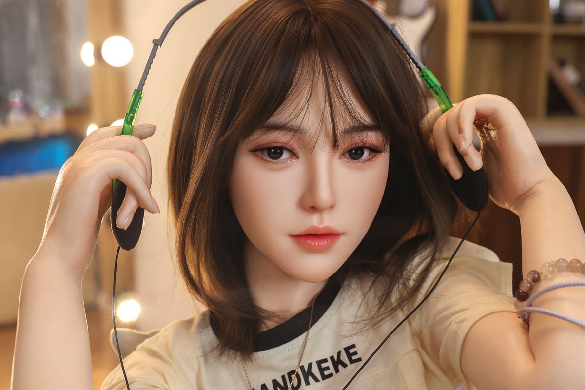 Normondoll official tweet media