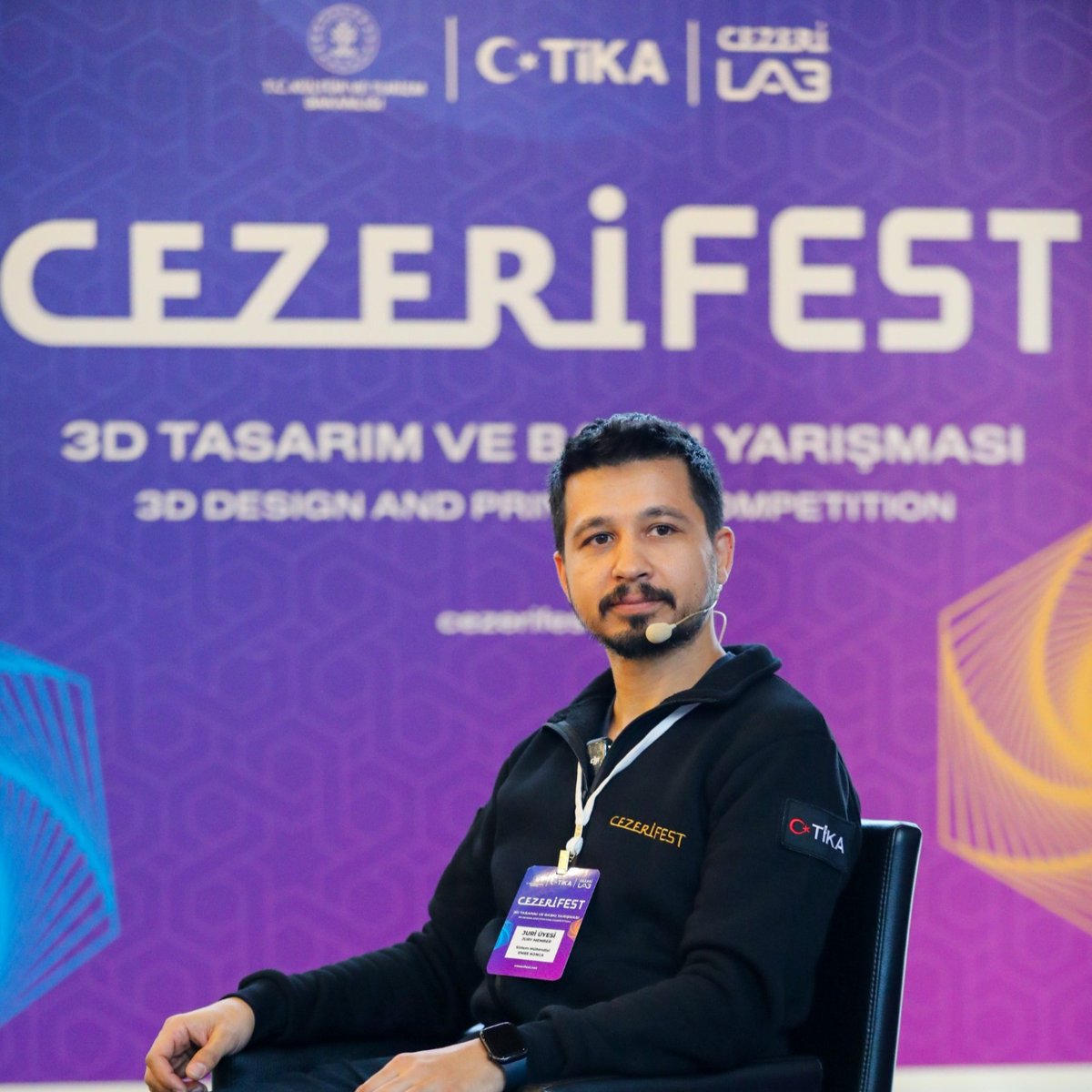 Tika_Turkiye's tweet photo. 🚀 #CezeriFest2025’in ikinci gününde düzenlenen "Engelsiz Şehir" paneli, Emre Konca’nın moderatörlüğünde gerçekleştirildi.

🌐 @Konyabuyuksehir KAPSÜL Strateji Geliştirme Sorumlusu Eray Eroğlu, Ankara’daki liselerde eğitim gören öğrencilere KAPSÜL Teknoloji Platformu’nun altyapısını, 2021’den bu yana sunduğu imkanları ve gençlere sağladığı destek mekanizmalarını tüm yönleriyle anlattı.