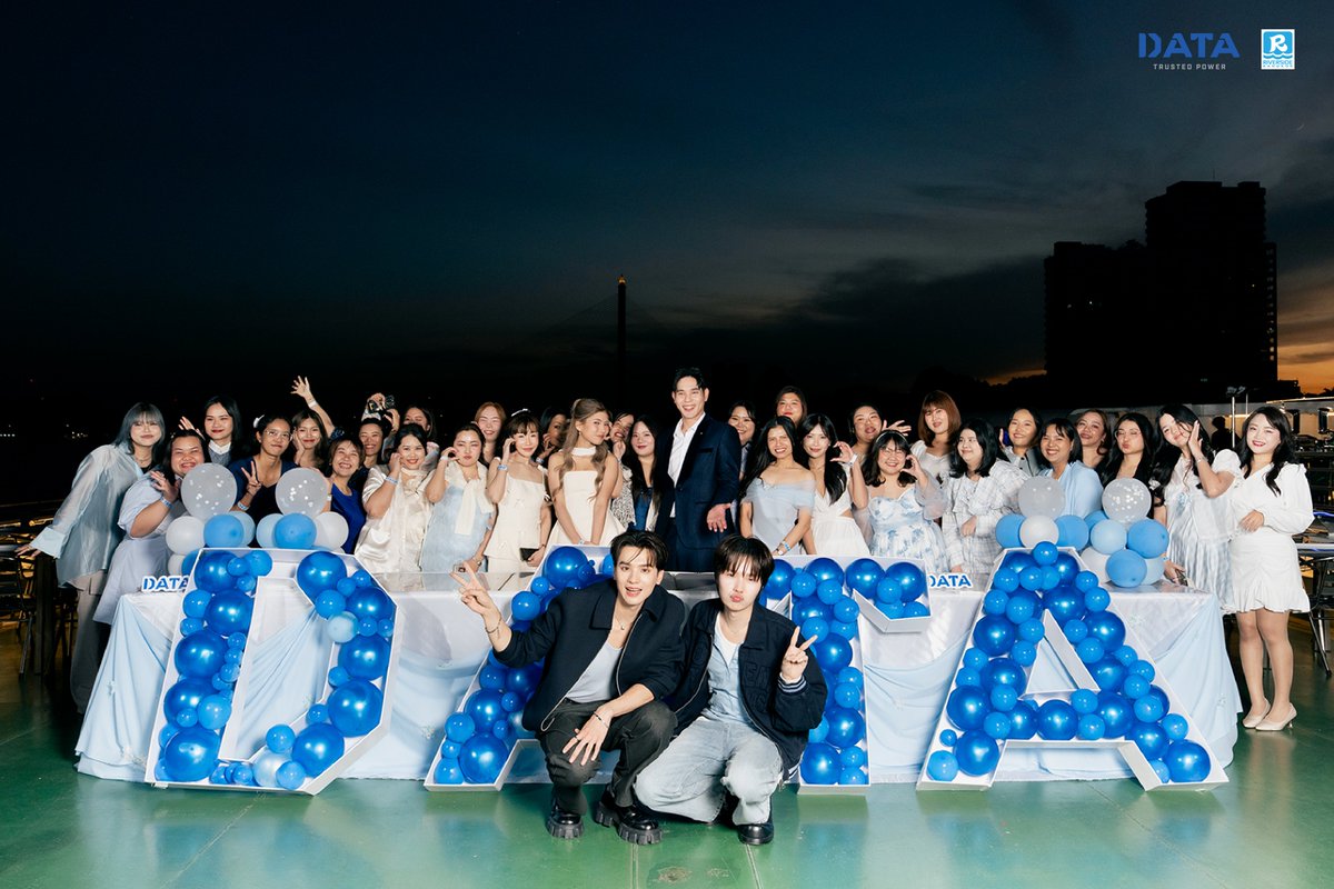 dataofficial_TH's tweet image. พี่ DATA เอาภาพบรรยากาศน่ารักๆ ในกิจกรรม DATA The Power of Destiny Lucky Fans Exclusive with เก่ง - น้ำปิง มาฝากนะค้าบบ🩵📸

ดูรูปเพิ่มเติมคลิกเลย facebook.com/share/p/1G2Nwo…

DATA THE POWER OF DESTINY
#DATAxKENGNAMPING

#Data #Datatrustedpower #ปลั๊กไฟ #ดาต้า #ปลั๊กไฟDATA…