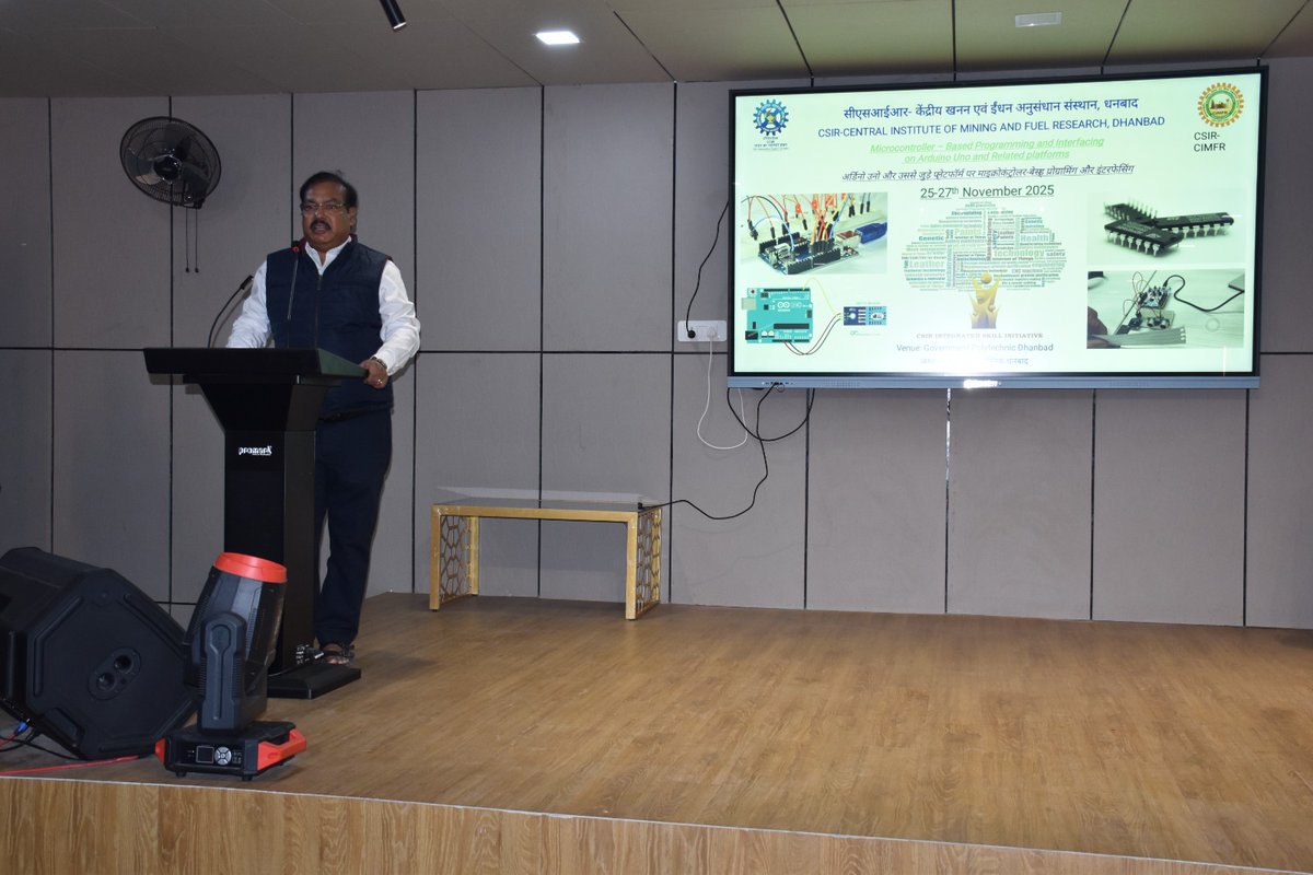 CIMFR_CSIR's tweet image. CSIR-CIMFR inaugurated 3-day Skill Development Program (25–27 Nov 2025) at Govt. Polytechnic Dhanbad on “Microcontroller-based Programming &amp;amp; Interfacing on Arduino Uno and Related Platforms” with 58 enthusiastic EE students!
#SkillDevelopment #Arduino #EmbeddedSystems #IoT