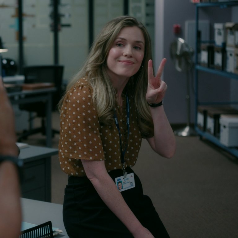 m4ggiequinn's tweet image. she&apos;s soooooooo cute #dmvcbs