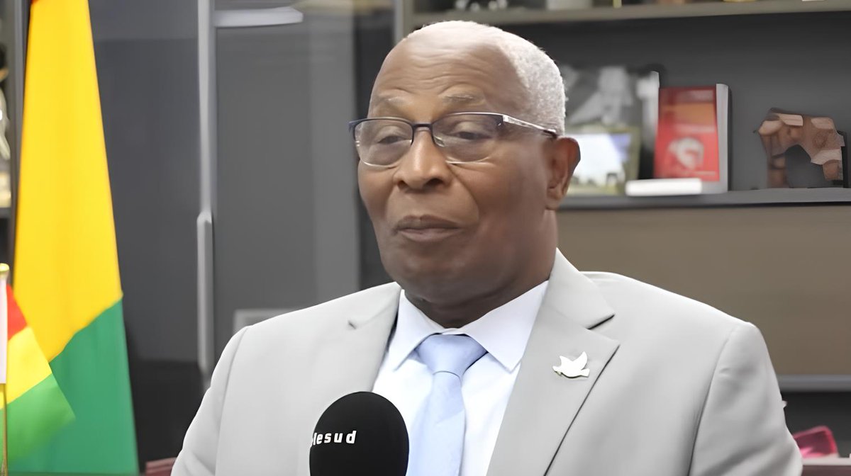 VisionGuinee's tweet image. Bah Oury justifie la candidature du général Doumbouya par ‘’l’impératif d’assurer la stabilité de la Guinée’’ visionguinee.info/bah-oury-justi… #Kibaro #TuesdayFeeling #Elections2025