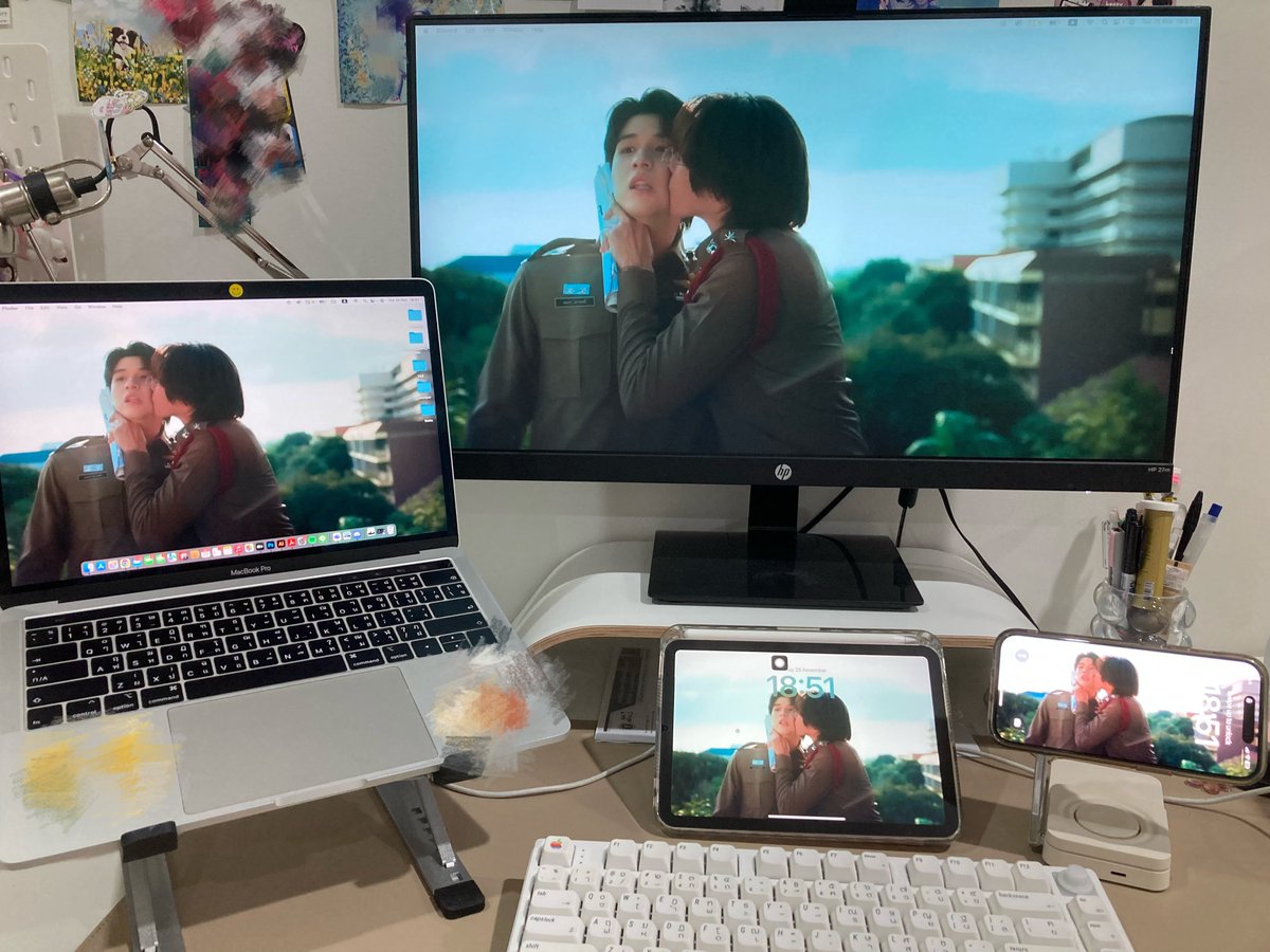 mutotheju's tweet image. อะไรนะคะ ห๊า นานิหอมแก้มสกายหรอ