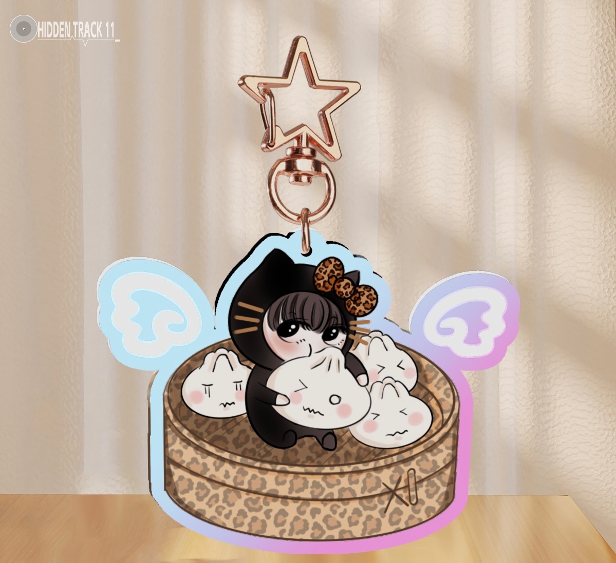 DiaryWedne87668's tweet image. HKKちゃんが小籠包が大好きって聞いていたから、ケーキの代わりに「誕生日上海小籠包」を用意したよ😄！
毎日ニコニコ笑顔で、絵を描くときのインスピレーションがずっと湧いてきますように。出会えて本当に楽しかった😊。誕生日おめでとうございます！（空気goodsも添えておきました✨）
@hakuku2404