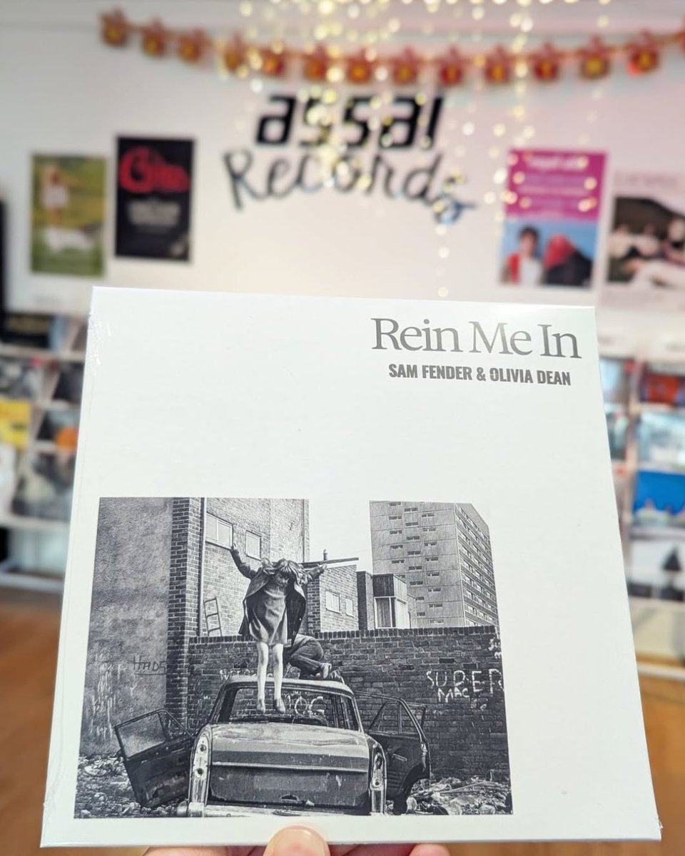 RSDUK's tweet image. A little sneak peak at some #RSDBF releases, anyone? 👀🖤

Head to your local indie record shop this Friday 28th November to celebrate🚶 

Still building that wishlist? 📝 
Discover the full list of #RSDBF titles: bit.ly/4mRKIe9🔗