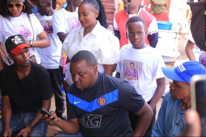 People_PowerU's tweet photo. Hon. Evelyn Kent was in our area today, moving door to door like a true servant leader. This is the kind of MP Kampala Central deserves — present, humble, and hardworking https://t.co/27gxDrqUwZ
