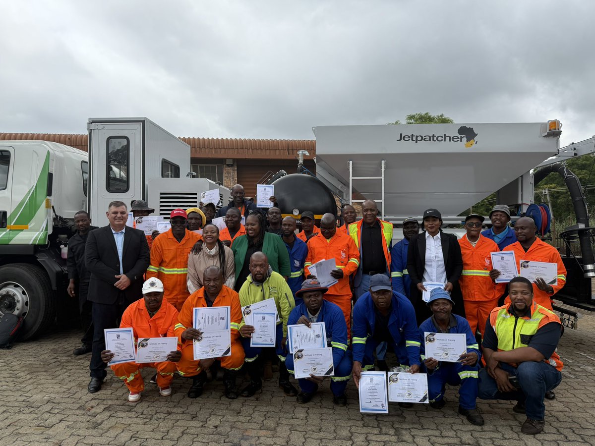 We have also equipped our staff with the skills needed to maintain our roads. 28 municipal officials have completed a specialised pothole repair training programme. Tshwane owns a quarry that produces aspahlt and we have added jetpatchers to the list of our service delivery