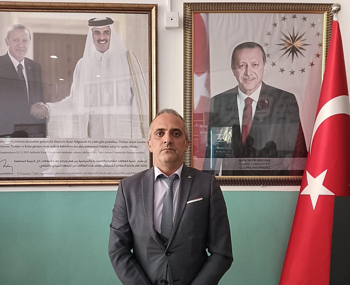 DohaEgitim's tweet image. Bakü Eğitim Müşavirliği’nin Öğretmenler Günü dolayısıyla yurt dışında görev yapan öğretmenler arasında düzenlediği Satranç Turnuvasında 37 öğretmen arasından 1. olan Arapça Öğretmenimiz Said AKAD’ı tebrik ederiz 👏🏻
@TC_DohaBE @mebyyegm @BakuEgitim