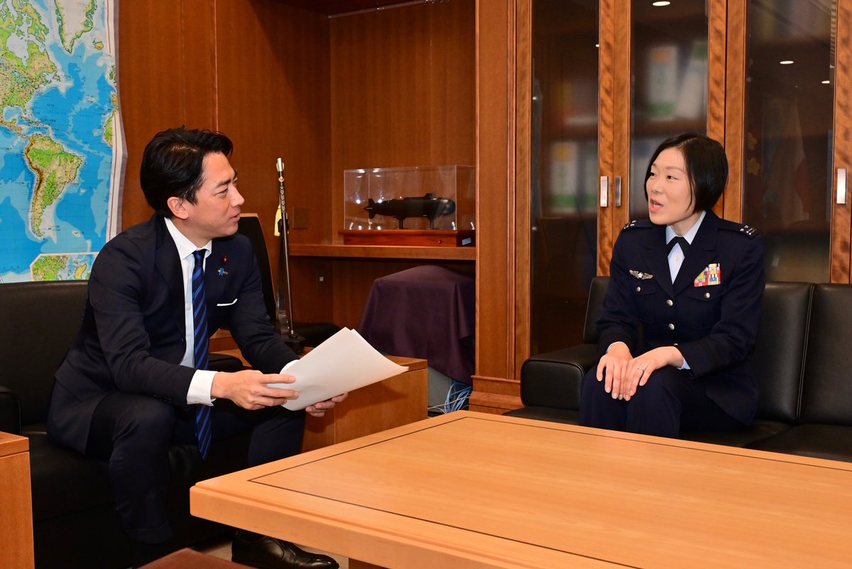 ModJapan_en's tweet image. On Nov 25, DM Koizumi received a report from LTC Takahashi upon her departure and dispatch to @NATO. Under the framework of ITPP, which indicates to promote WPS agenda, she will engage in planning and execution of NATO’s cooperation with other entities.