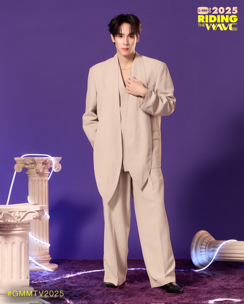 nowniinoey's tweet image. ได้ยืนคู่กันแล้วค้าบมัมหมี งาน / ซีรีส์ ปีหน้าขอให้หนูปังปังทุกเรื่องเลยนะ หลัก รอง สมทบ แม่จะซัพพอร์ตพิ่เซิฟน้องจาว่าไปเรื่อยๆ เหมือนเดิมเลยคับ ♥️♥️

MAGIC VIBES MAXIMIZED X SJ

#GMMTV2026XSurfJava
#swensurf #javabh