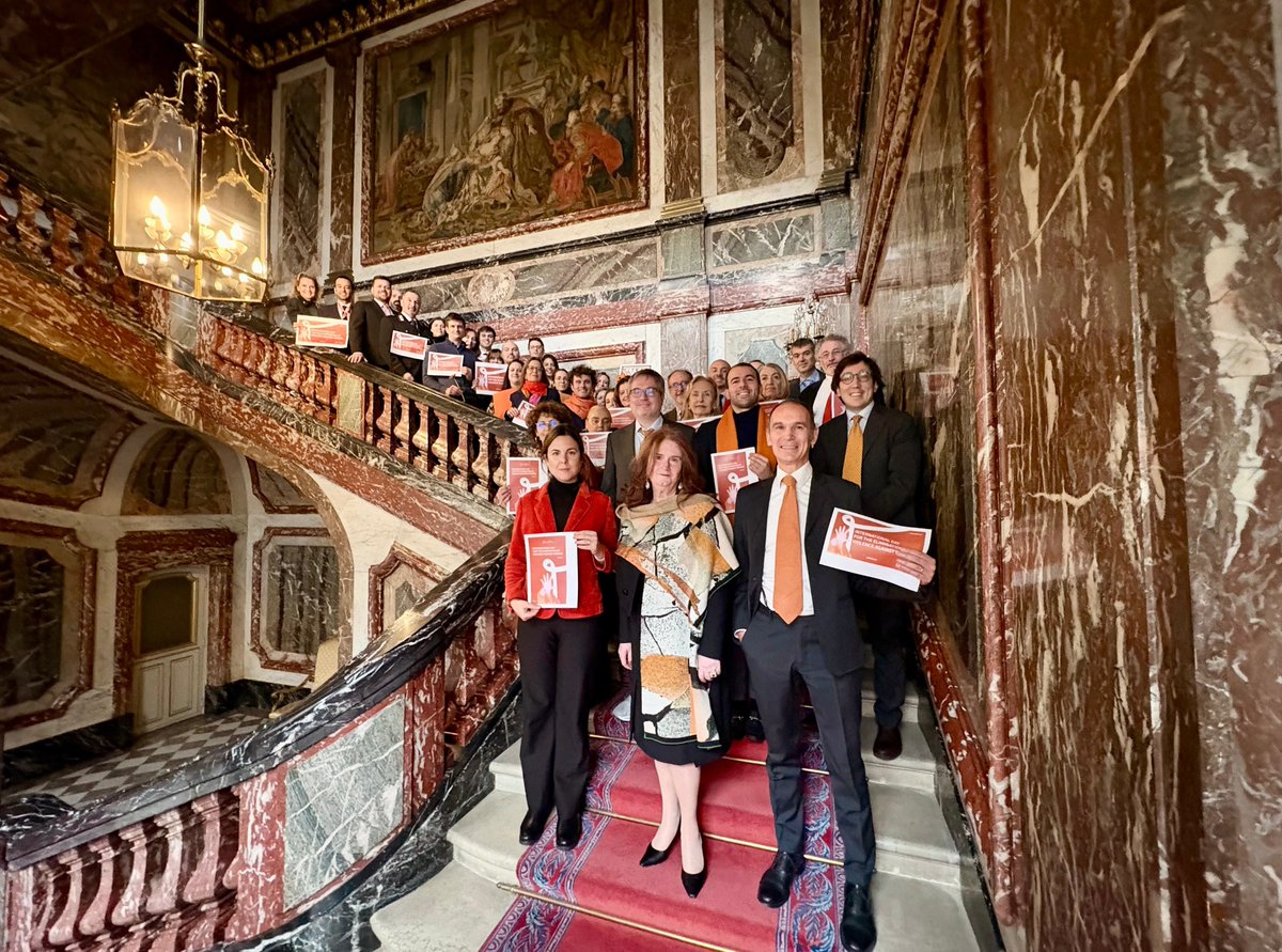 ItalyinFrance's tweet image. 🟧 #OrangeTheWorld | Anche quest’anno @ItalyinFrance , insieme a @ItalyMFA , aderisce alla  Giornata Internazionale per l’eliminazione della violenza contro le  donne (25 novembre).

📄 Per il comunicato ➡️ ambparigi.esteri.it/it/news/dall_a…

#OrangeTheWorld #NoExcuses #16days