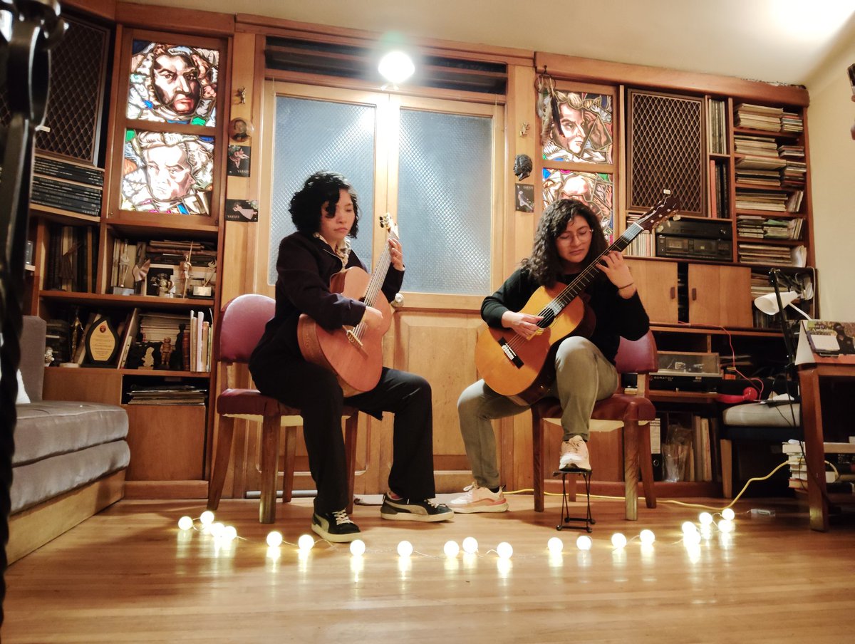 Flaviadas tweet media