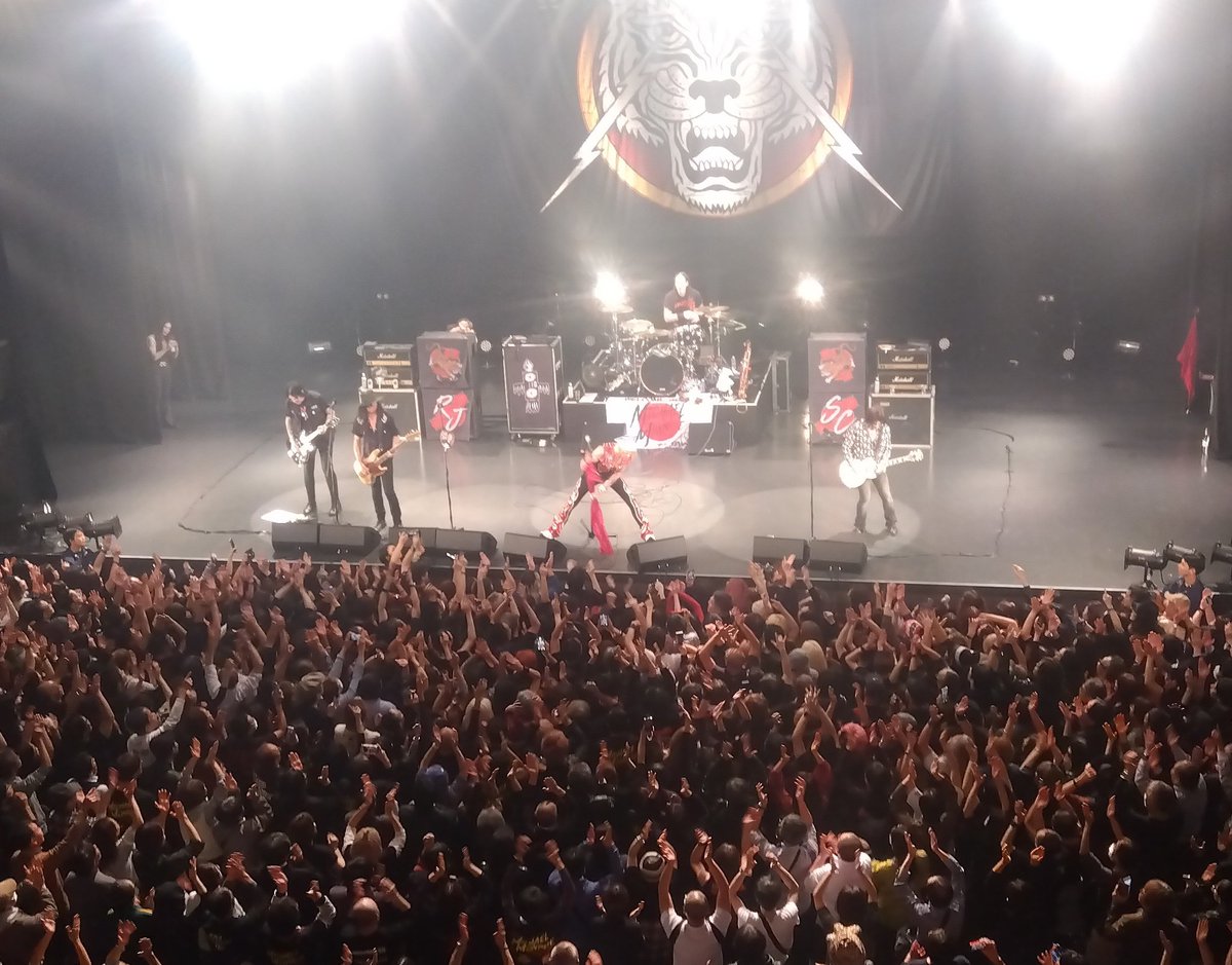 takedasatetsu's tweet image. EX THEATER ROPPONGIでマイケル・モンロー。最近産まれたばかりみたいな無邪気さスゴい。#michaelmonroe