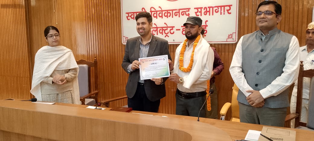 DM Hardoi tweet media