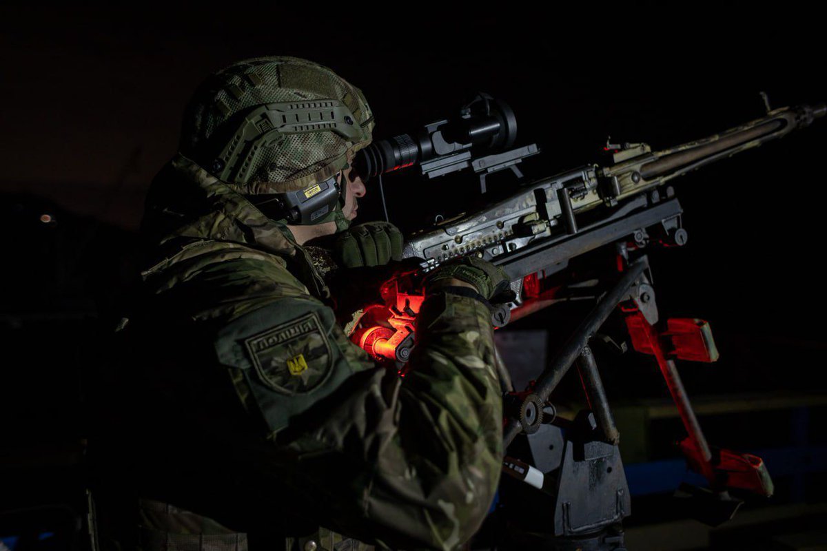 Southwood_'s tweet photo. https://t.co/CuIcNrKLN9 
ウクライナの防空部隊の人がMG42/59とM2を使っています https://t.co/uHbIzkiVKn