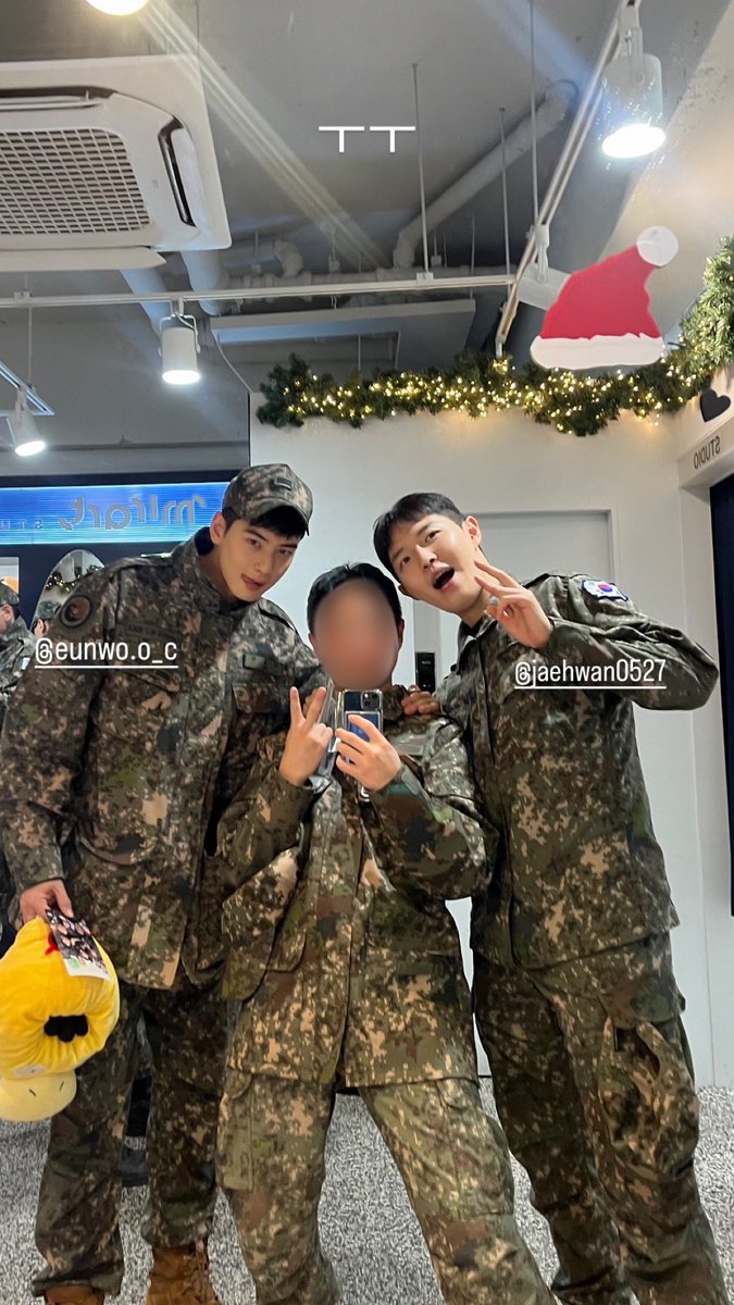 팬들이 공유한 근황 사진