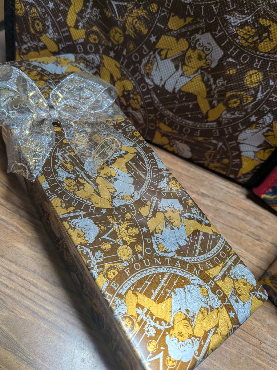 大阪駅西口エリアにある荒木飛呂彦先生の噴水小僧とポアールさんの