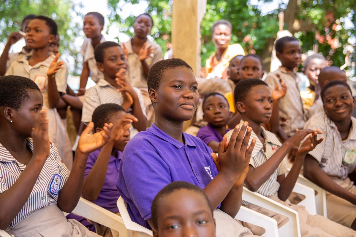 PruLifeGhana's tweet image. 2/3 

The PRU Climate Action Project continues to deliver meaningful community impact:

🎈  Health insurance for 300 vulnerable individuals
🎈  Mosquito nets for pregnant &amp;amp; lactating mothers
🎈  School environmental clubs + plastic recycling initiatives