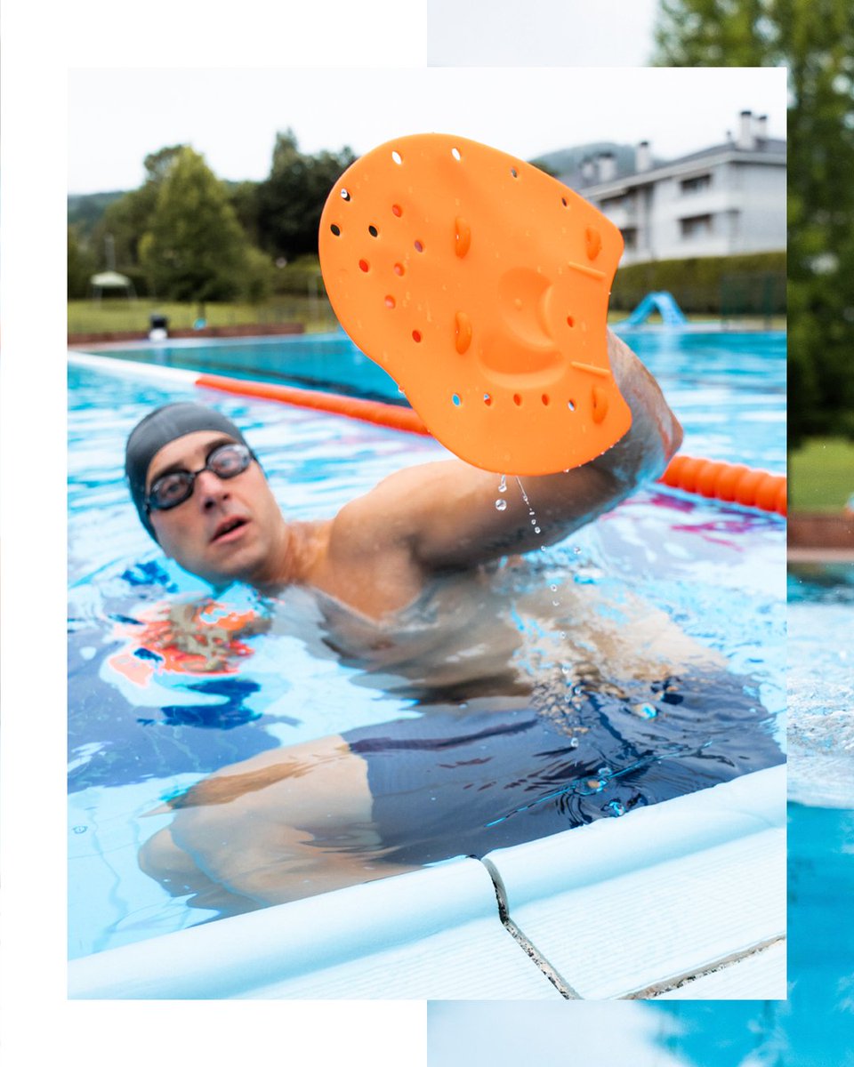 orcasportswear's tweet image. The Flat Paddles are the ideal pool companion for swimmers who want to build strength and refine technique. By increasing resistance with every pull, they help you improve propulsion, balance, and feel for the water.

#ChasingEpic #RaisedInTheWater #Accessories