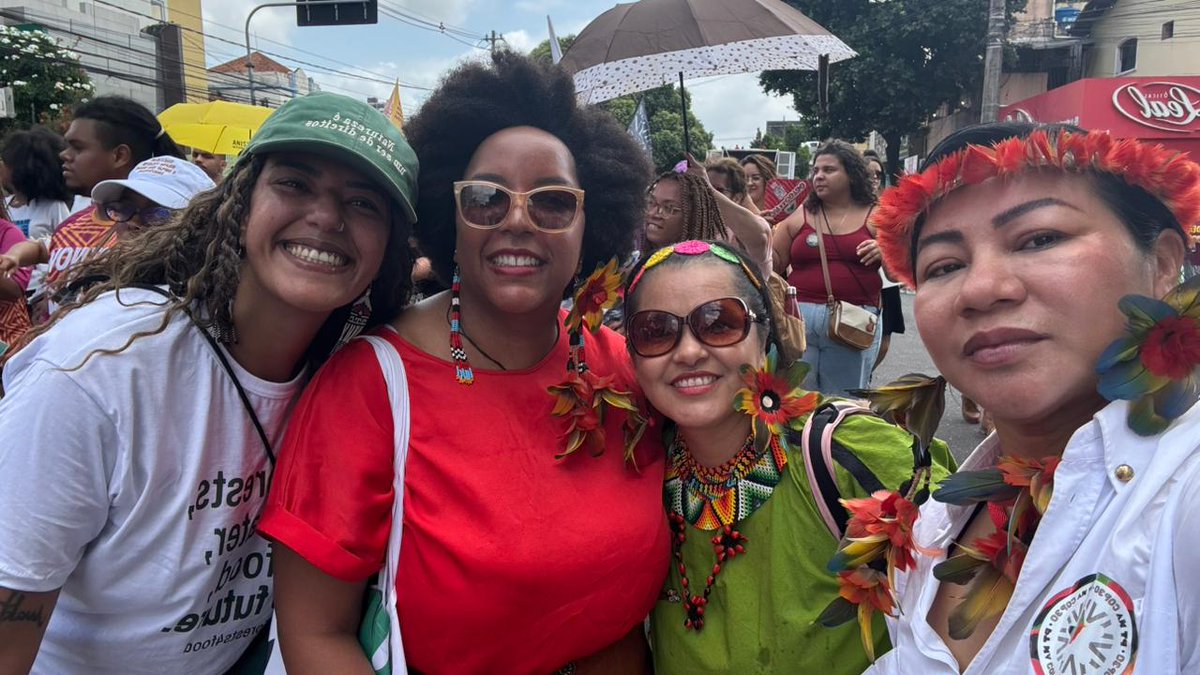 Unidas lleva los derechos de las mujeres a la <a href="/Cop30noBrasil/">COP30 Brasil</a>🌿
Amplificamos las voces de mujeres indígenas, rurales, afrodescendientes y jóvenes por justicia climática, igualdad e impacto real, con nuestro Manifiesto y Guía de Participación como herramientas de incidencia.