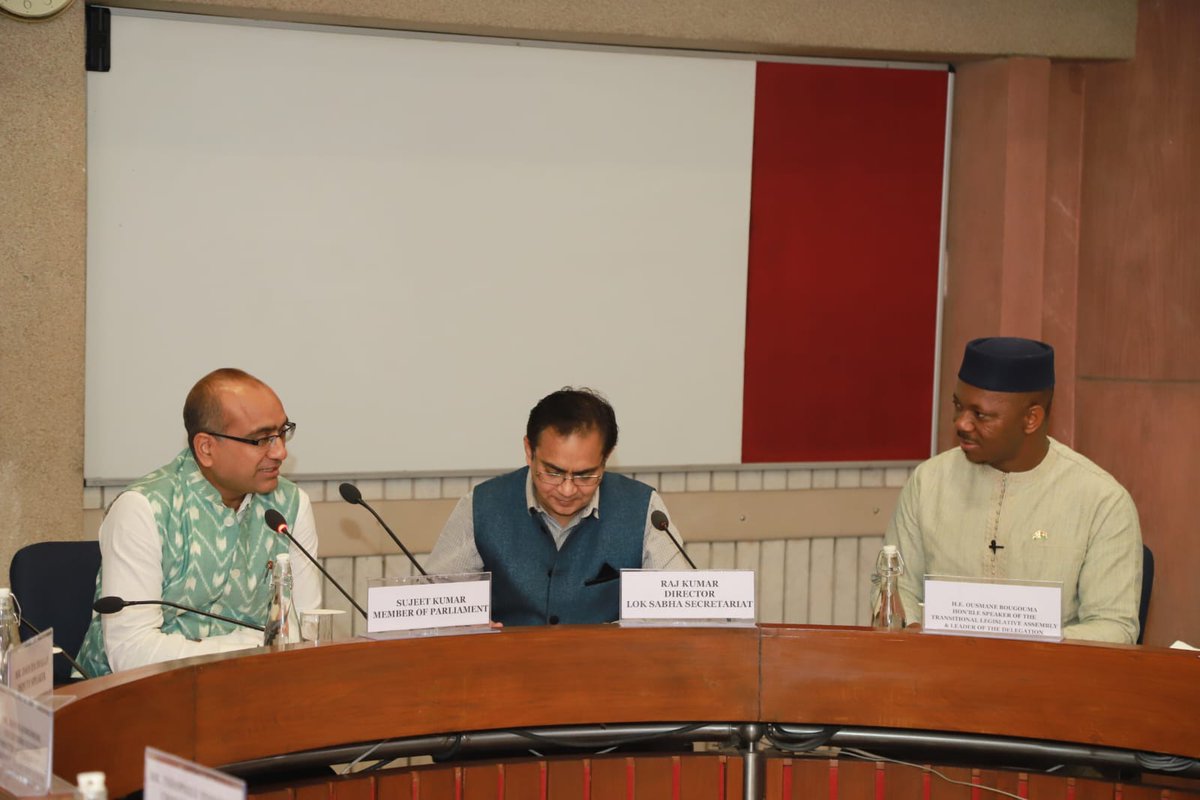 SujeetKOfficial's tweet image. Honoured to interact with the Parliamentary Delegation from Burkina Faso, led by Speaker Dr. Ousmane Bougouma, during their capacity-building visit organised by @LokSabha_PRIDE, Lok Sabha.

Strengthening democratic cooperation, parliamentary diplomacy and India–Burkina Faso…