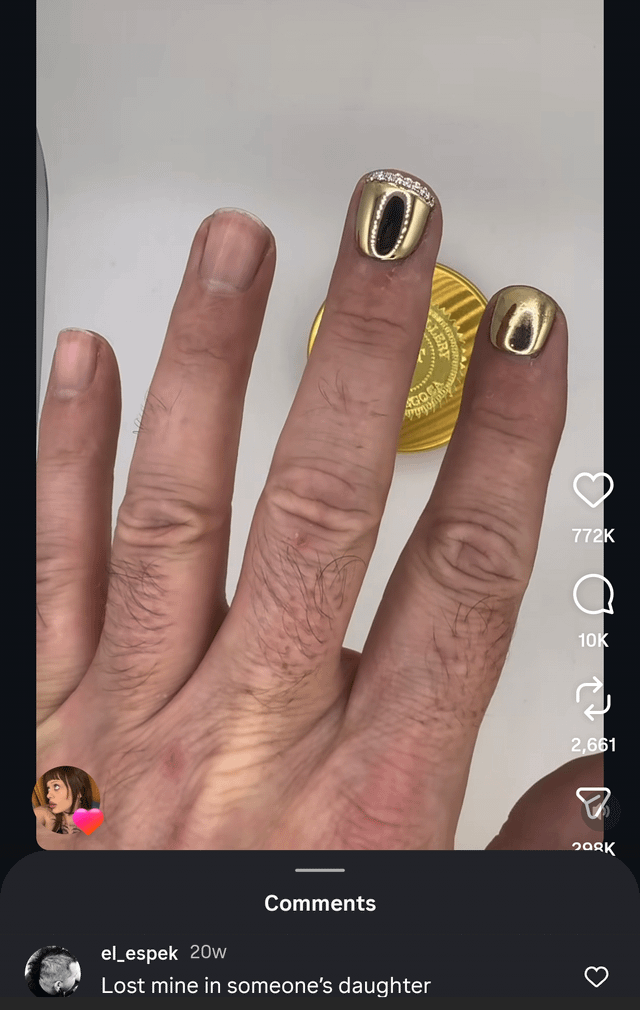 Leaking Glazed Donuts tweet media