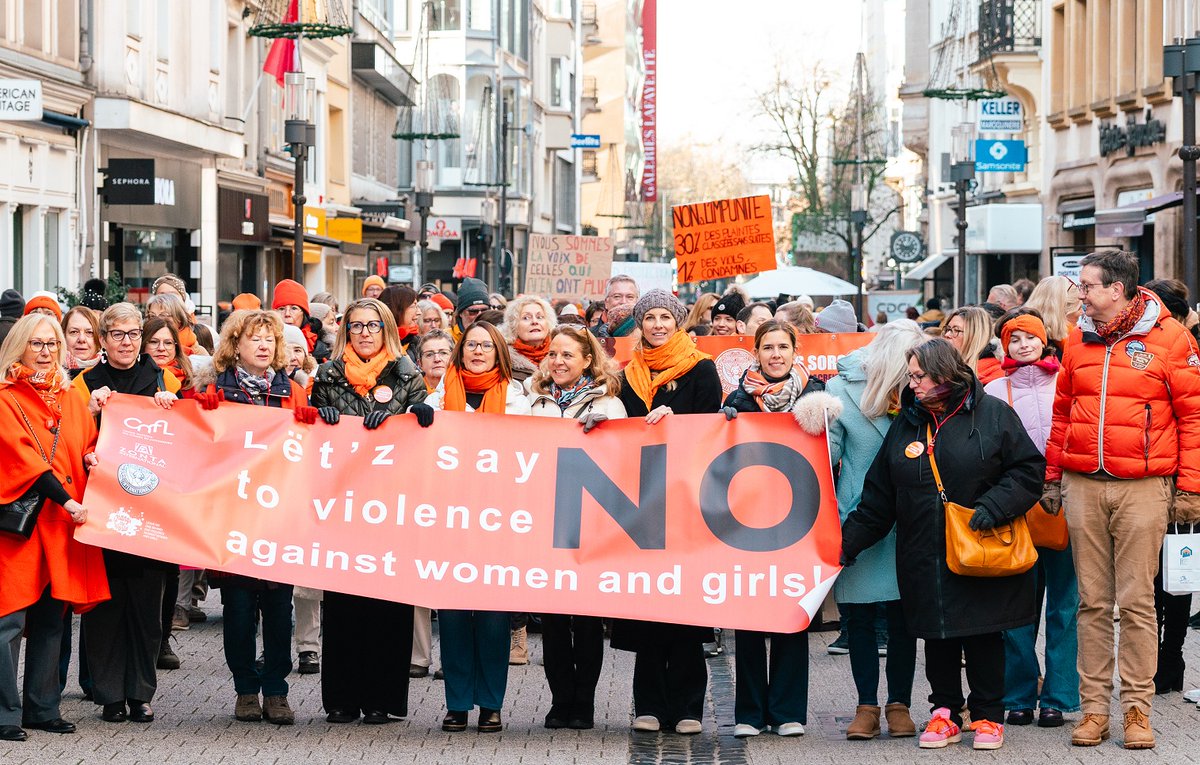 MinJus_Lu's tweet photo. #OrangeWeek Le ministère de la Justice renforce la lutte contre les violences sexuelles, sexistes et conjugales. Une prochaine étape : Agir contre la cyberviolence ! 📸Max Hein https://t.co/MqRTBDQdPE