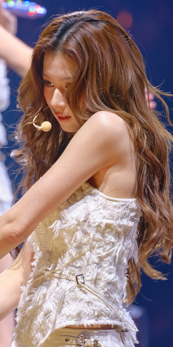 アイドル TWICE TWICE、ついに夢の東京ドームに降臨！10万人の熱狂に負けない圧巻の