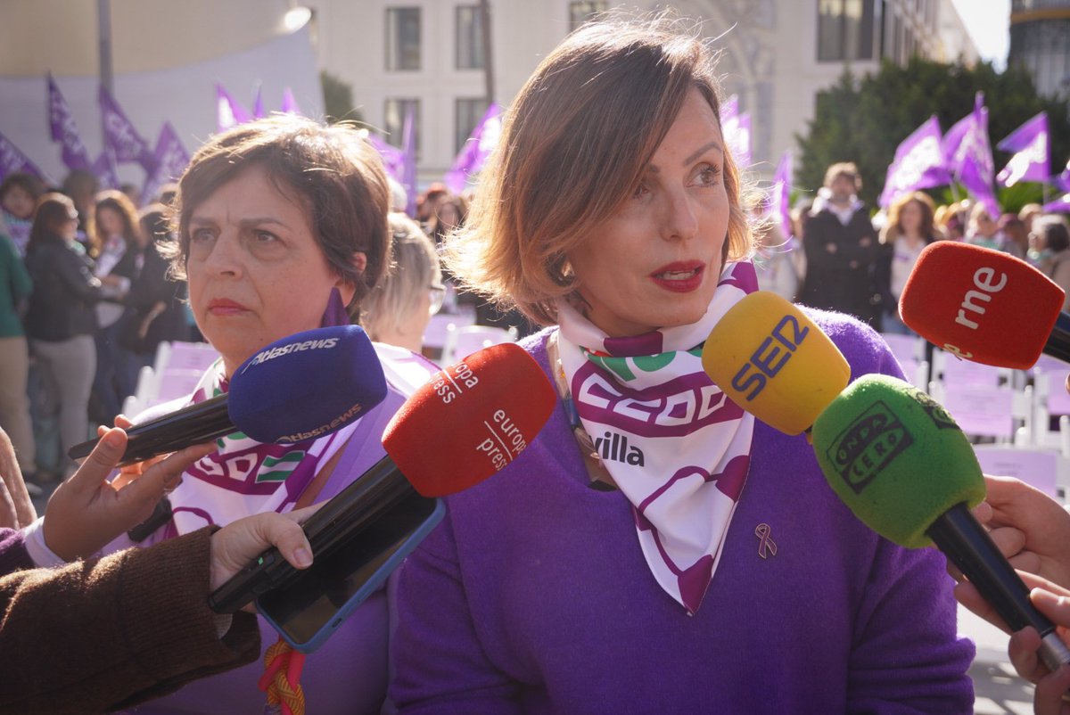 💜 #25N2025 | Las mujeres víctimas de la violencia machista y mas niñas y niños víctimas de violencia vicaria han dejado un enorme hueco en la sociedad. Hoy lxs hemos recordado en #Sevilla.

♀️ ¡¡Vivas nos queremos!!

♀️ ¡¡No a las violencias contra las mujeres!!