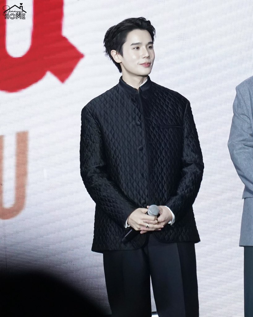 JimmyyjpHome's tweet image. คุณตำหนวดสุดหล่อออ 💜✨

MAGIC VIBES WITH JIMMYSEA 

@jimmyyjp_  
#jimmyyjp #Tiny 
#GMMTV2026
#IWillAlwaysSaveYou