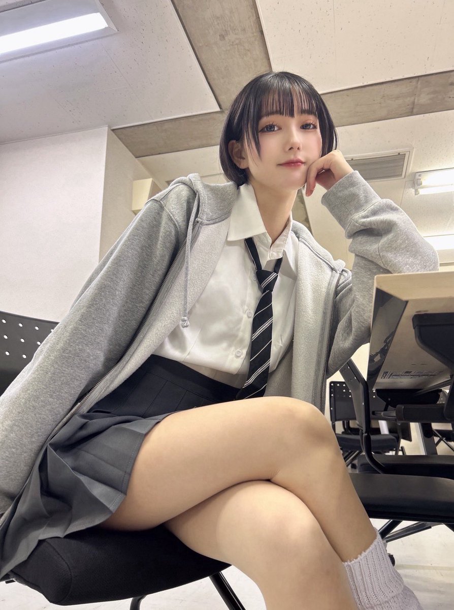 落ち込んでんのウケんだけどW
あたしがいるのに？W