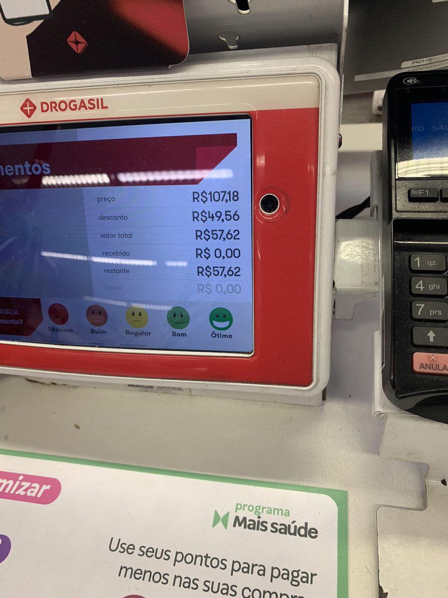 everaskingpedro's tweet image. pensa numa farmacia q se passa